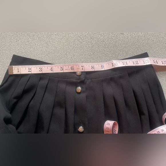 Vintage V-I-Petites Black Wool Blend Button Skirt - Picture 9 of 10